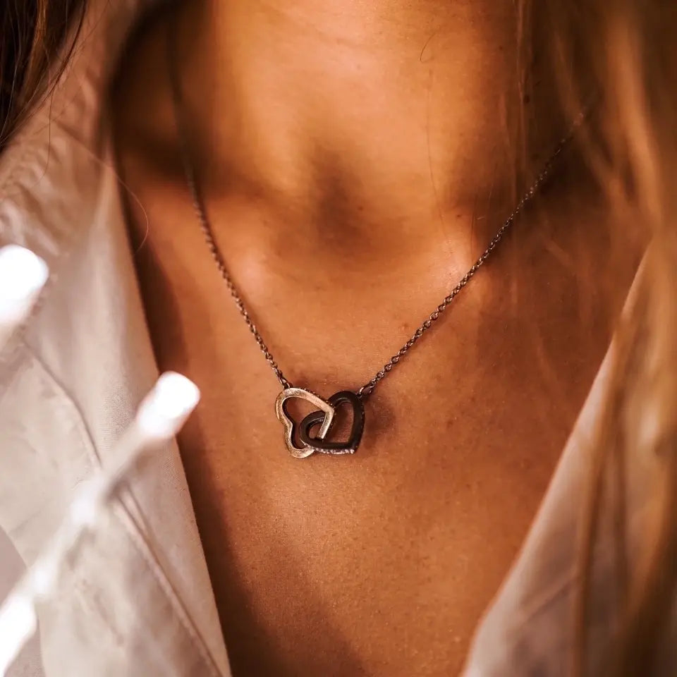 Funkelnde Strassstein-besetzte Doppelherz-Halskette | MUTTERTAG